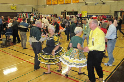 Santa Clara Valley Square Dancers Association Seeks New Members Santa Clara Valley Square Dancers Association Seeks New Members