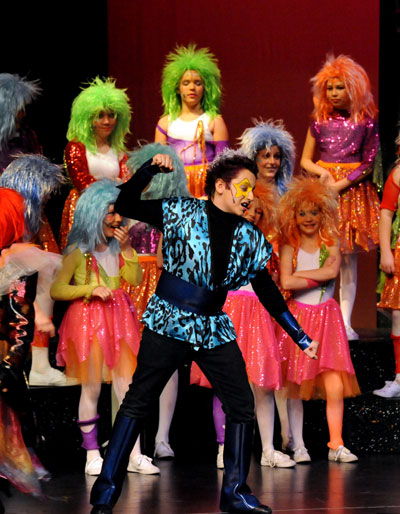 Starting Arts' Dream Team II Brings Starmites to Santa Clara Stage Starting Arts' Dream Team II Brings Starmites to Santa Clara Stage