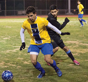 Bruins Beat Chargers in Pre-Season Match Up Bruins Beat Chargers in Pre-Season Match Up
