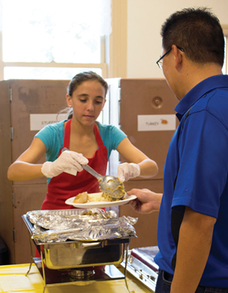 Marsalli Family Celebrates Thanksgiving by Serving Others