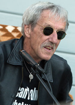 Famed Tour Manager Makes Appearance in Santa Clara Famed Tour Manager Makes Appearance in Santa Clara