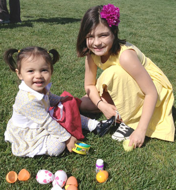 Local Moms Organize Neighborhood Easter Party Local Moms Organize Neighborhood Easter Party