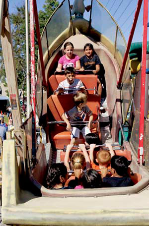 33rd Annual Santa Clara Art & Wine Festival Brings Community Together 33rd Annual Santa Clara Art & Wine Festival Brings Community Together