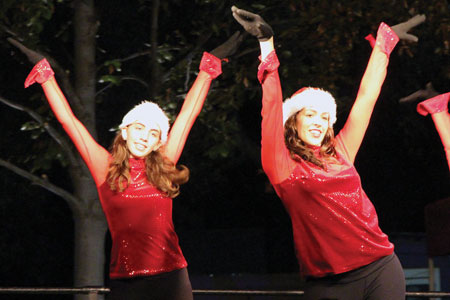 Let There Be Holiday Light: Santa Clarans Turn Out for Annual Tree Lighting Let There Be Holiday Light: Santa Clarans Turn Out for Annual Tree Lighting