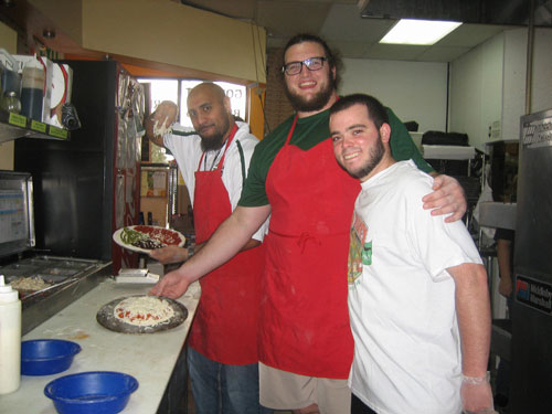 Pizza Party Cooks Up Holiday Treat for PACE Students Pizza Party Cooks Up Holiday Treat for PACE Students