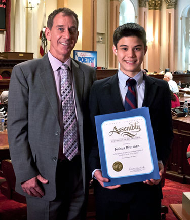 Live Oak Academy Student Receives Award