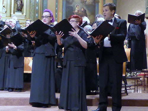 Santa Clara Chorale Engages the Community in Lessons & Carols of Christmas Santa Clara Chorale Engages the Community in Lessons & Carols of Christmas
