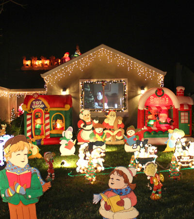 2014 Holiday Decoration Winners Announced 2014 Holiday Decoration Winners Announced