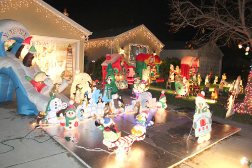 2014 Holiday Decoration Winners Announced 2014 Holiday Decoration Winners Announced