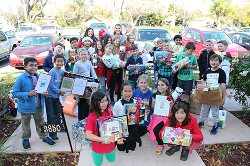 Sutter School Students Bring Holiday Donations to the JW House Sutter School Students Bring Holiday Donations to the JW House